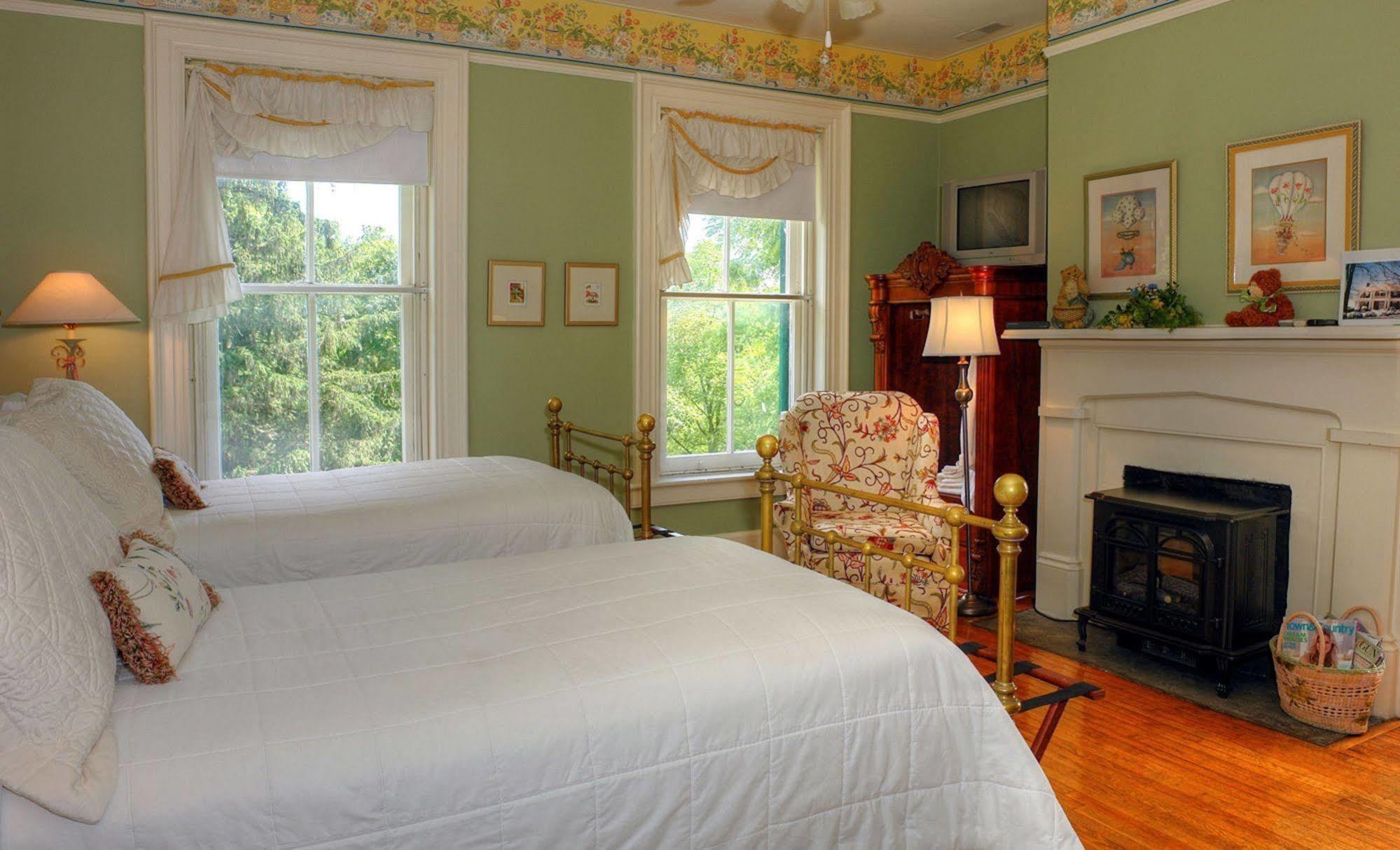 ダブリン ロックウッド マナー ベッド&ブレックファースト Bed & Breakfast エクステリア 写真